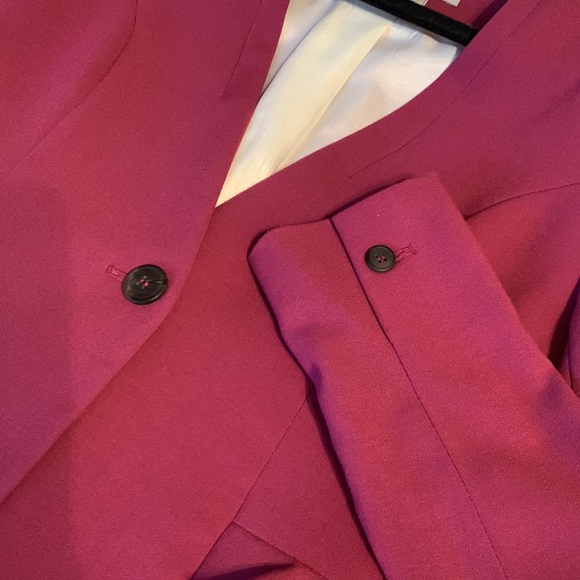 H&M Jacket 🧥 - Picture 5 of 8